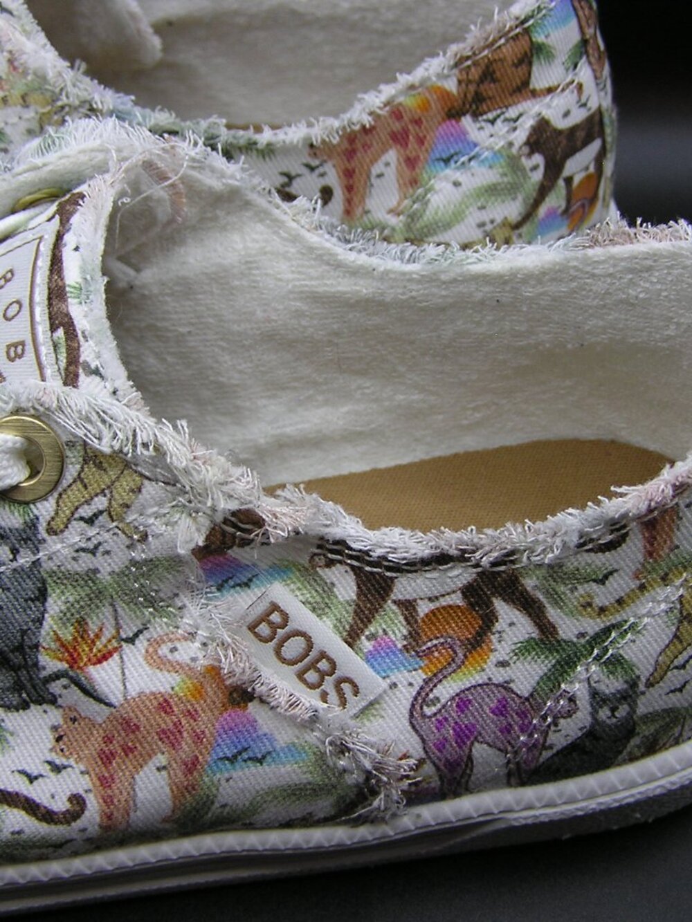 Bob's For Cats Women's Jungle Step Sneakers - Picture 5 of 8